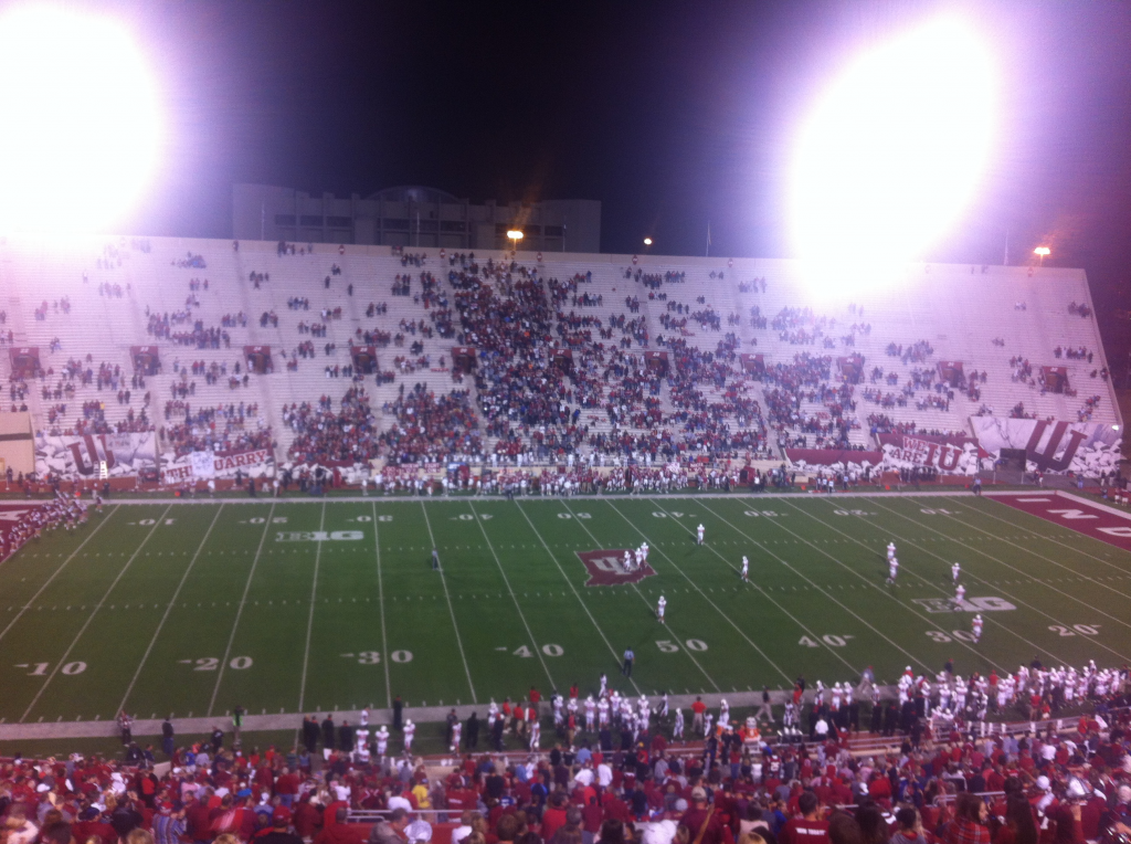 IU_lack_of_crowd_zpsf6accb58.png