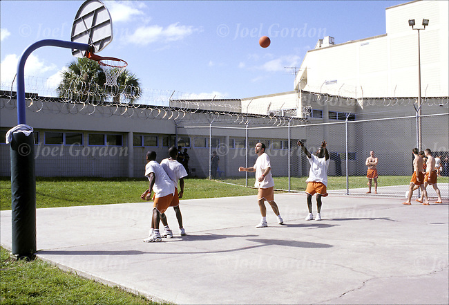 Prison-Basketball-GOR-8845h.jpg